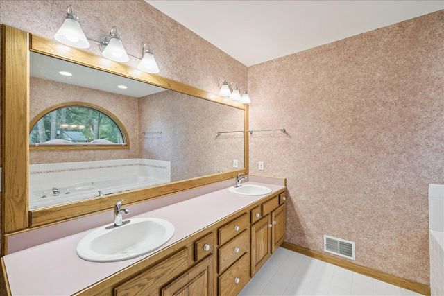 2611 Walden Woods Court, Midland, MI 48640