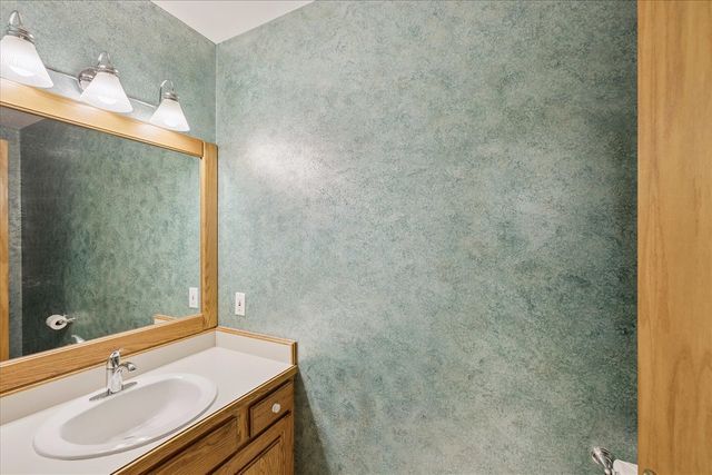 2611 Walden Woods Court, Midland, MI 48640