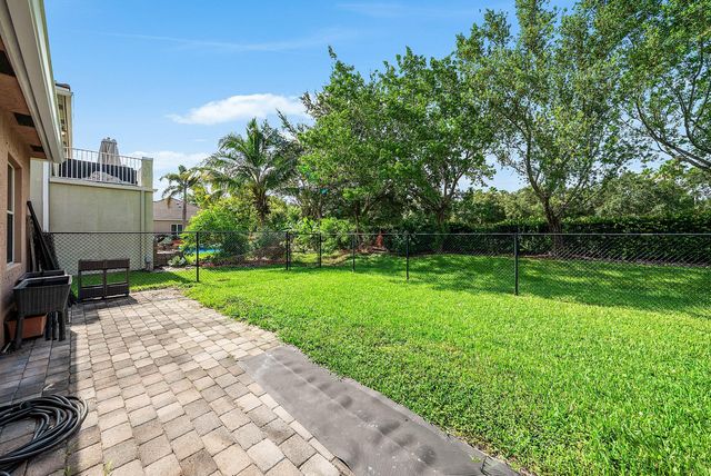 9058 SEDGEWOOD Drive, Lake Worth, FL 33467