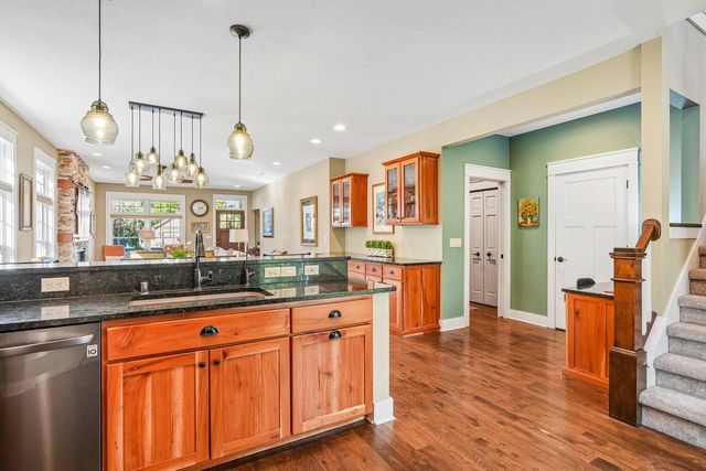 N20 W29987 W Glen Cove ROAD, Pewaukee, WI 53072