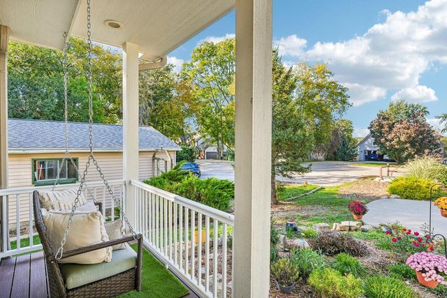 N20 W29987 W Glen Cove ROAD, Pewaukee, WI 53072