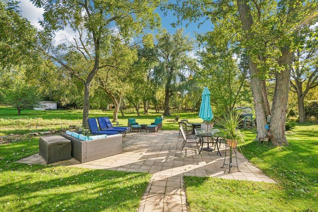 N20 W29987 W Glen Cove ROAD, Pewaukee, WI 53072