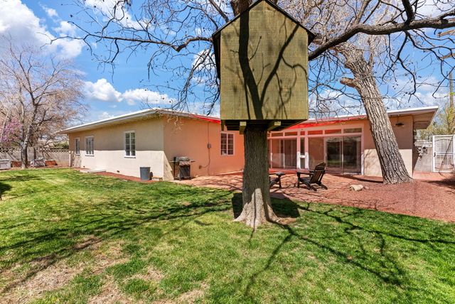 3600 Mackland Avenue NE, Albuquerque, NM 87110