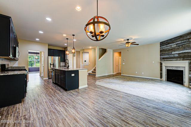 3904 Creek Meadow Dr, La Grange, KY 40031