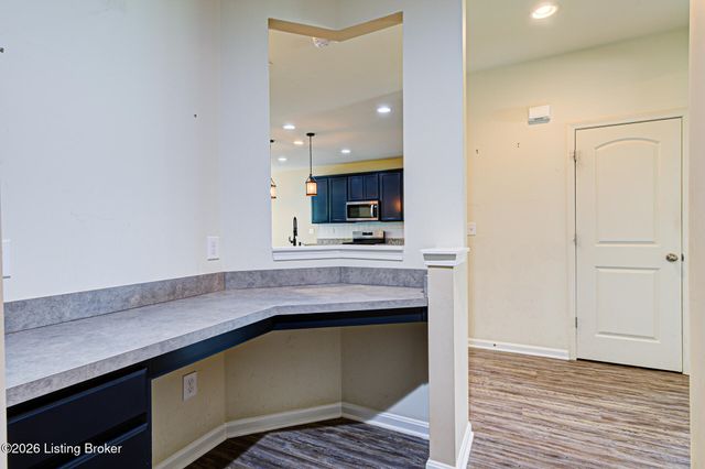 3904 Creek Meadow Dr, La Grange, KY 40031