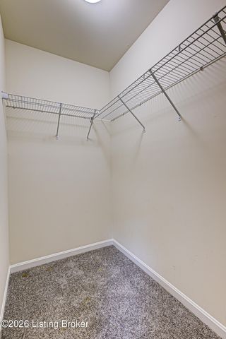 3904 Creek Meadow Dr, La Grange, KY 40031