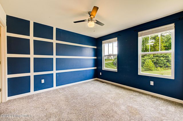 3904 Creek Meadow Dr, La Grange, KY 40031