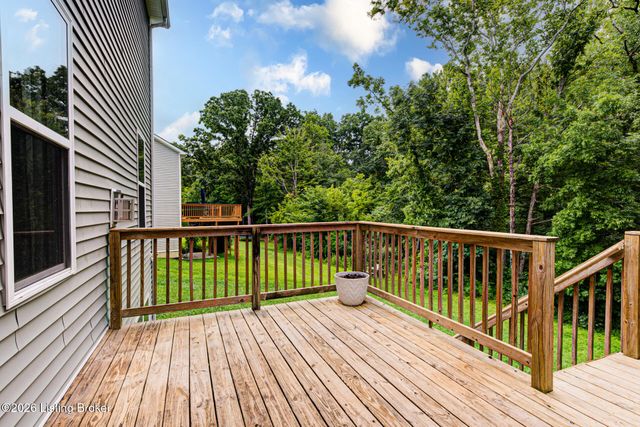 3904 Creek Meadow Dr, La Grange, KY 40031