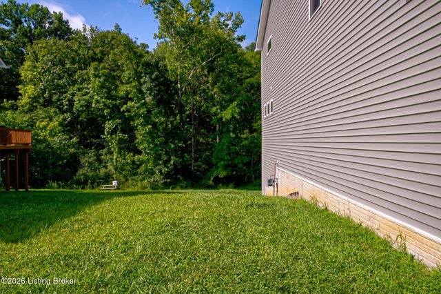 3904 Creek Meadow Dr, La Grange, KY 40031