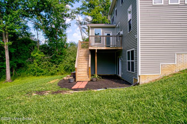 3904 Creek Meadow Dr, La Grange, KY 40031
