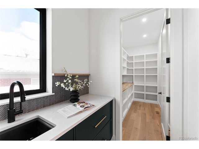 3310 S Clermont St, Denver, CO 80222