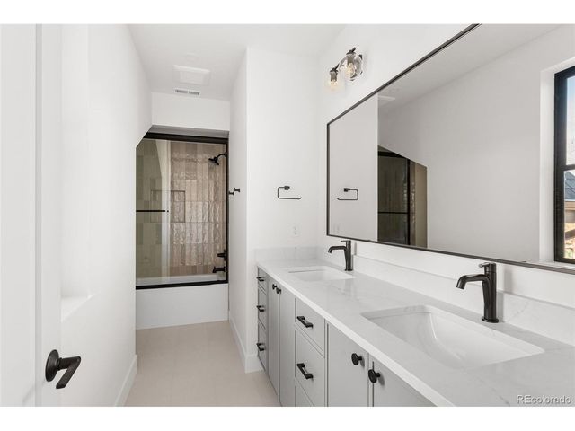 3310 S Clermont St, Denver, CO 80222