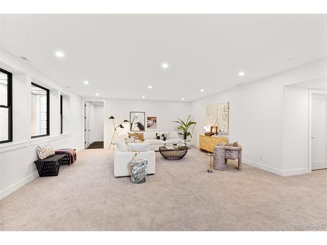 3310 S Clermont St, Denver, CO 80222