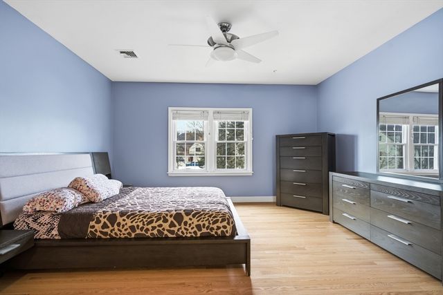 115 Revere St F, Canton, MA 02021