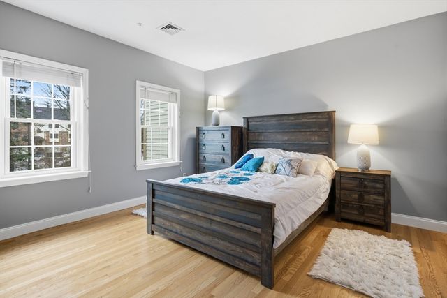 115 Revere St F, Canton, MA 02021