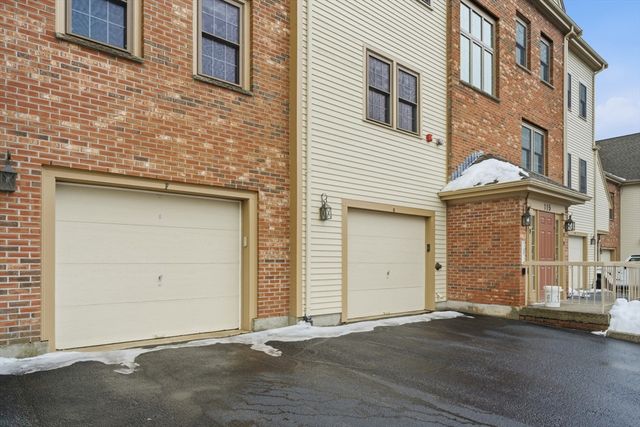 115 Revere St F, Canton, MA 02021