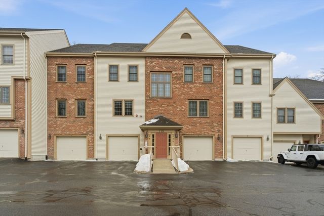 115 Revere St F, Canton, MA 02021