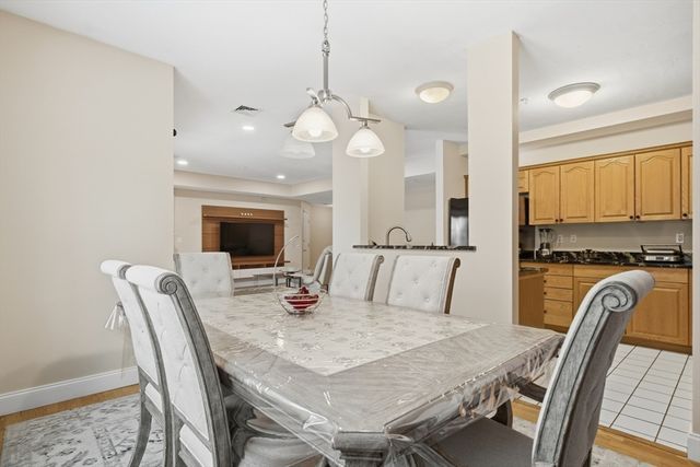 115 Revere St F, Canton, MA 02021