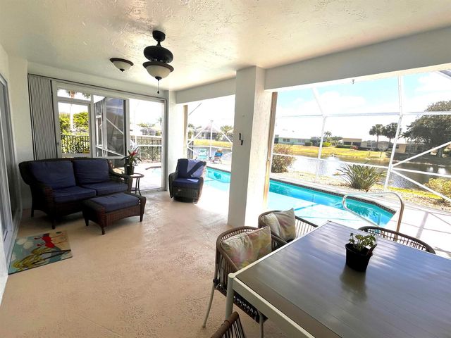2660 Neaton Court, Wellington, FL 33414