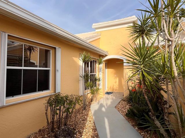 2660 Neaton Court, Wellington, FL 33414