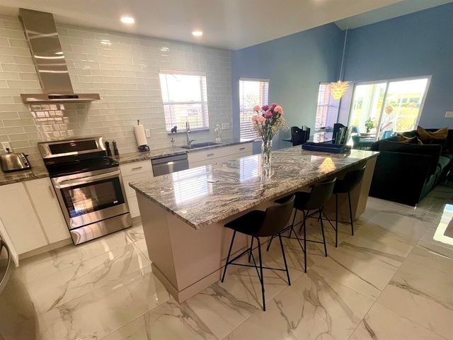 2660 Neaton Court, Wellington, FL 33414