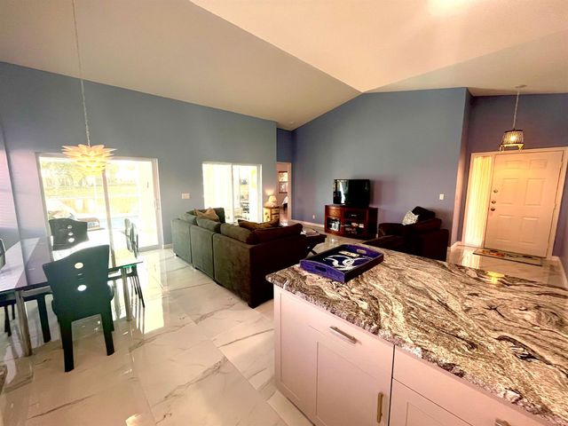 2660 Neaton Court, Wellington, FL 33414