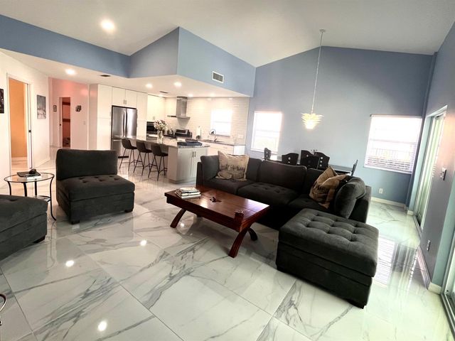 2660 Neaton Court, Wellington, FL 33414