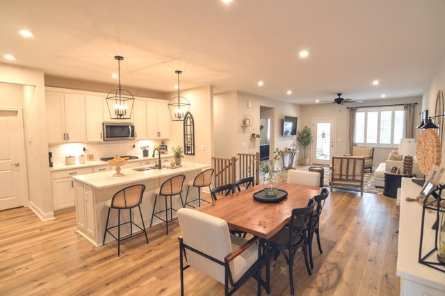 1644 Creekwood Court, Hebron, KY 41048