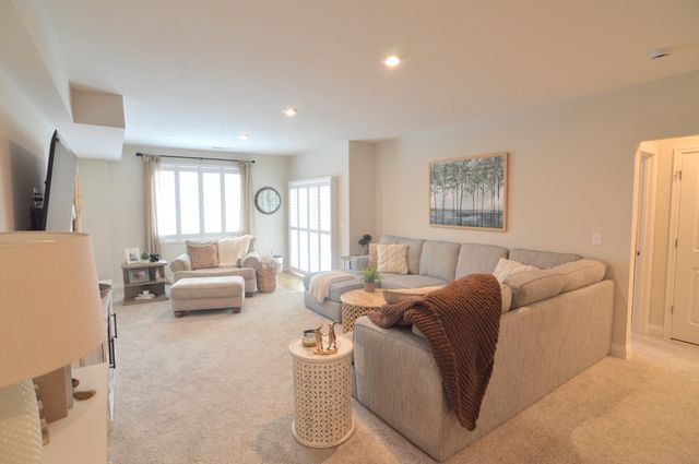 1644 Creekwood Court, Hebron, KY 41048