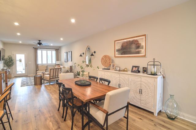 1644 Creekwood Court, Hebron, KY 41048