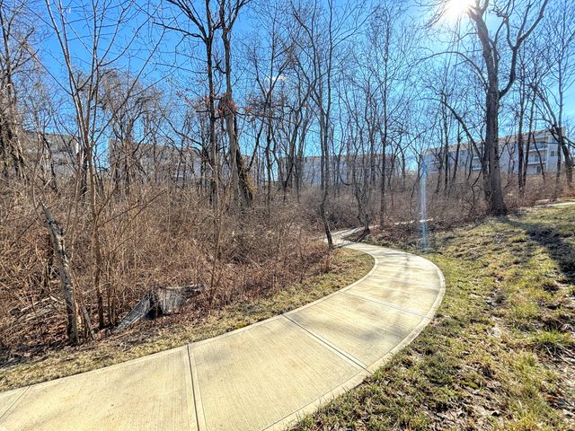 1644 Creekwood Court, Hebron, KY 41048