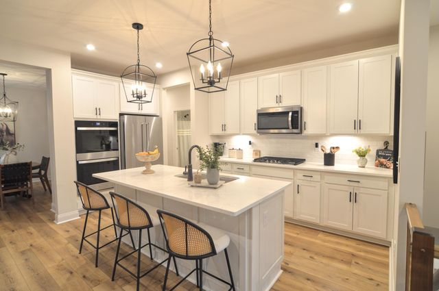 1644 Creekwood Court, Hebron, KY 41048