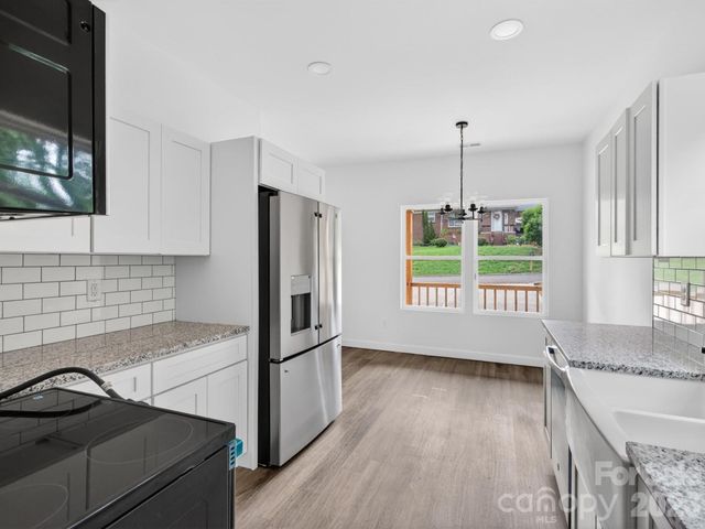 417 8th street Drive SW, Hickory, NC 28602