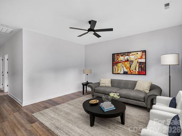 417 8th street Drive SW, Hickory, NC 28602