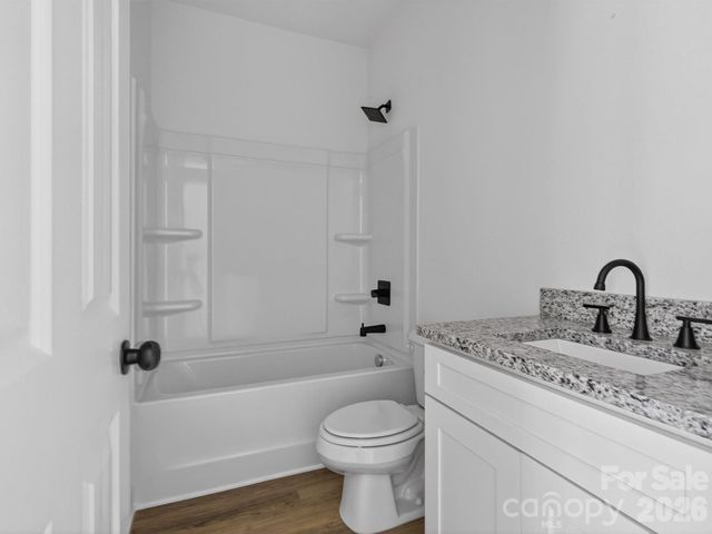 417 8th street Drive SW, Hickory, NC 28602
