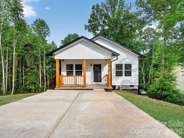 417 8th street Drive SW, Hickory, NC 28602