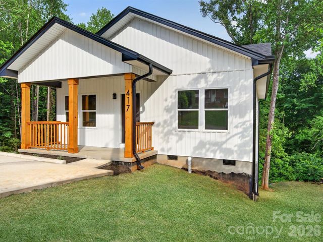 417 8th street Drive SW, Hickory, NC 28602