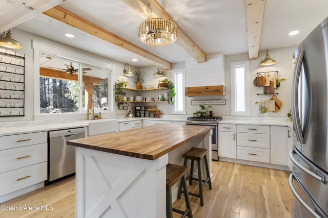 87 Rock Road, Sandpoint, ID 83864