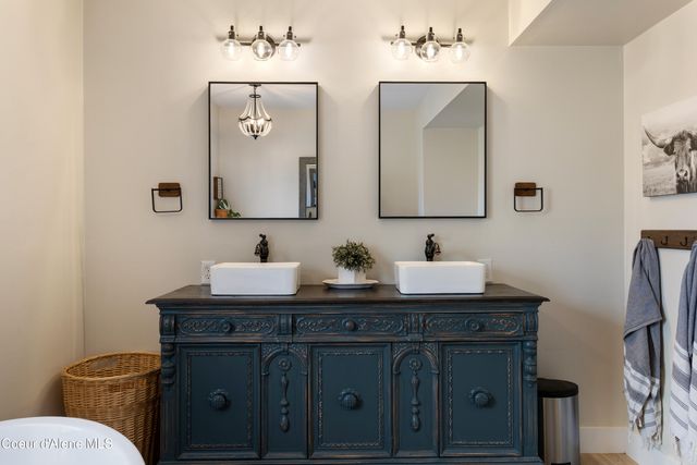 87 Rock Road, Sandpoint, ID 83864