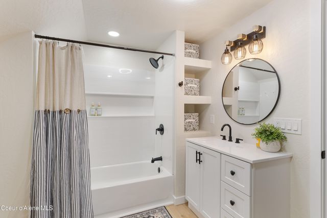 87 Rock Road, Sandpoint, ID 83864