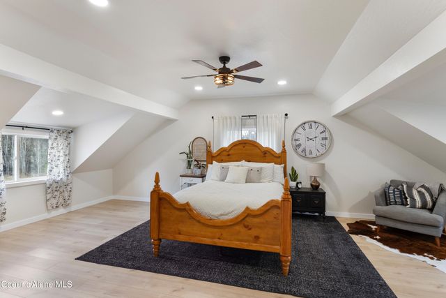 87 Rock Road, Sandpoint, ID 83864