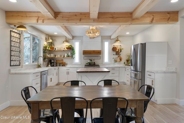 87 Rock Road, Sandpoint, ID 83864