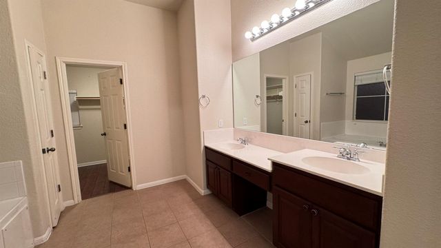 13000 Appaloosa Chase DR, Austin, TX 78732