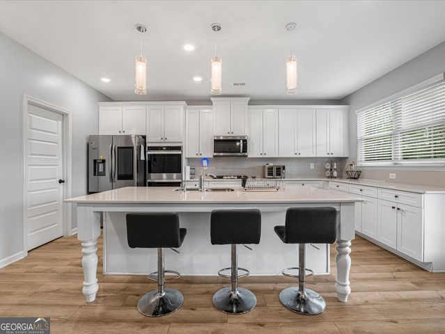 405 McDonough Road, Fayetteville, GA 30214