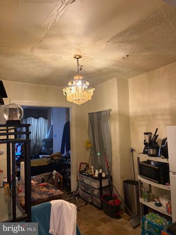 1019 W MONMOUTH ST, Philadelphia, PA 19133