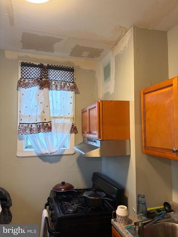 1019 W MONMOUTH ST, Philadelphia, PA 19133