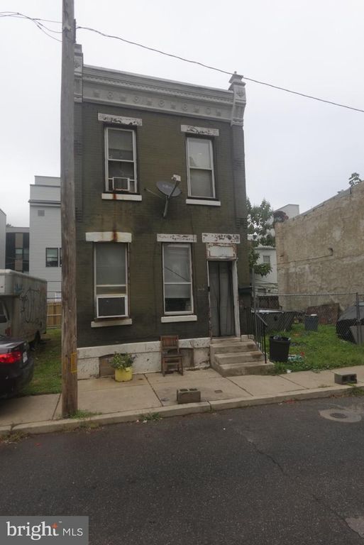 1019 W MONMOUTH ST, Philadelphia, PA 19133 — photo 3