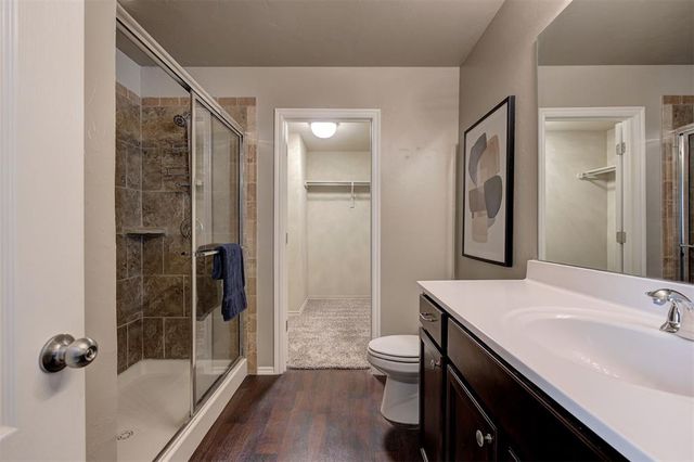 2924 Sunberry Way, Yukon, OK 73099