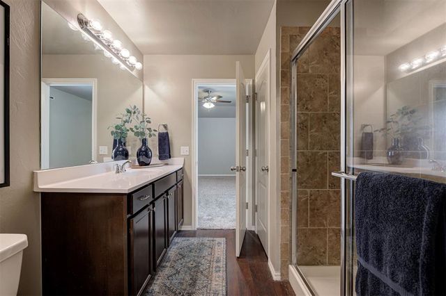 2924 Sunberry Way, Yukon, OK 73099