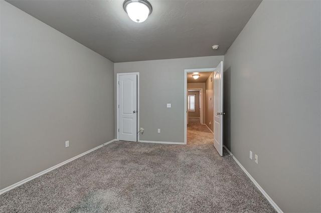 2924 Sunberry Way, Yukon, OK 73099